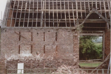 007-barn-conversion-roof-stripped