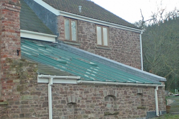 022-barn-conversion-glass-roof-completed