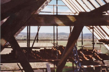 023-barn-conversion-internal-work-oak-beams-in-progress