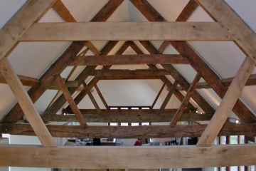 027-barn-conversion-interior-interior-oak-beams