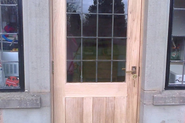 012-exterior-oak-door-exterior-view-fitted