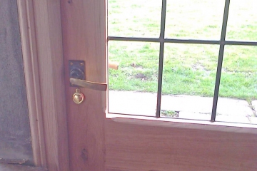 016-oak-door-interior-fitted-detail-trim