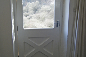 custom-door-for-country-cottage-llanellen-007