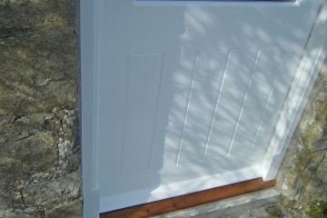 custom-door-for-country-cottage-llanellen-012