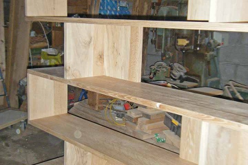 welsh-oak-custom-bookcase-staggered-shelves-06