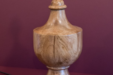 002-large-welsh-oak-lamp