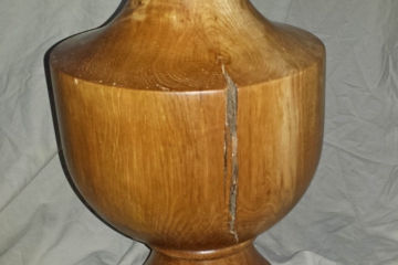 009-large-welsh-oak-lamp