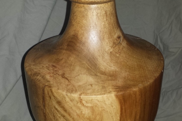 010-large-welsh-oak-lamp