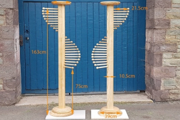 000-pair-of-scarf-stands-with-measurements